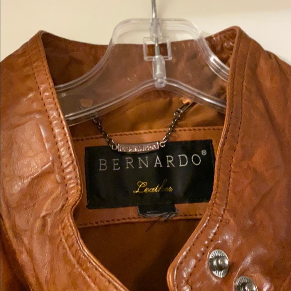 Leather jacket - Picture 2 of 3